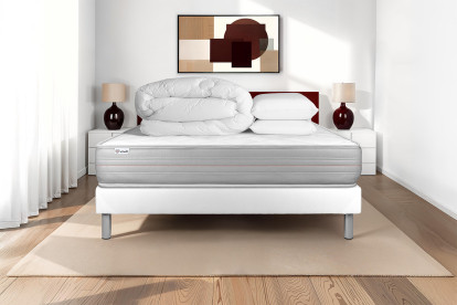 Pack lit complet 140x200 cm - Matelas + Sommier Blanc (en kit) + 2 oreillers + Couette - Vitalmemo