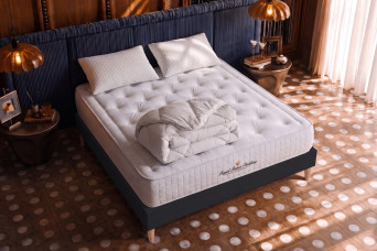Pack lit complet 140x200 cm - Matelas + Sommier Noir (en kit) + 2 oreillers + Couette - Buckingham