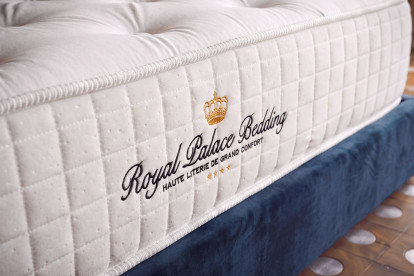 Ensemble Matelas Sommier 140x200 cm - Sommier Blanc (déjà monté) - Buckingham