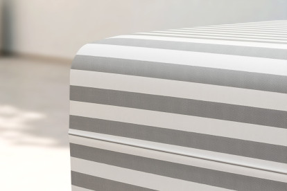 Pouf modulable, mousse écologique et assise ferme  - Tissu extérieur à rayures, blanc et gris