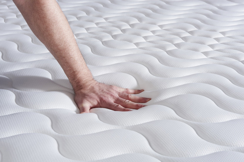 Ensemble Matelas Sommier 120x220 cm - Sommier Gris (en kit) - Actimemo Night