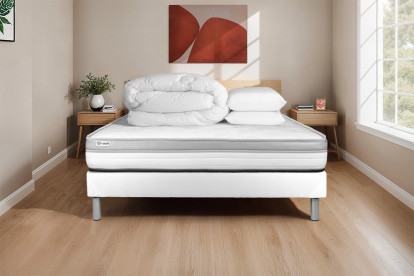 Pack lit complet 140x190 cm - Matelas + Sommier Blanc (en kit) + 2 oreillers + Couette - Vital Relax