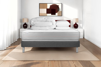 Pack lit complet 140x200 cm - Matelas + Sommier Gris (en kit) + 2 oreillers + Couette - Vitalmemo