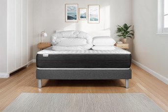 Pack lit complet 160x200 cm - Matelas + Sommier Gris (en kit) + 2 oreillers + Couette - Vitalspring Pack lit complet 160x200 cm - Matelas + Sommier Gris (en kit) + 2 oreillers + Couette - Vitalspring