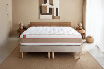 Pack lit complet 200x200 cm - Matelas + 2 Sommiers Beiges + 2 oreillers + Couette - Le Délicat